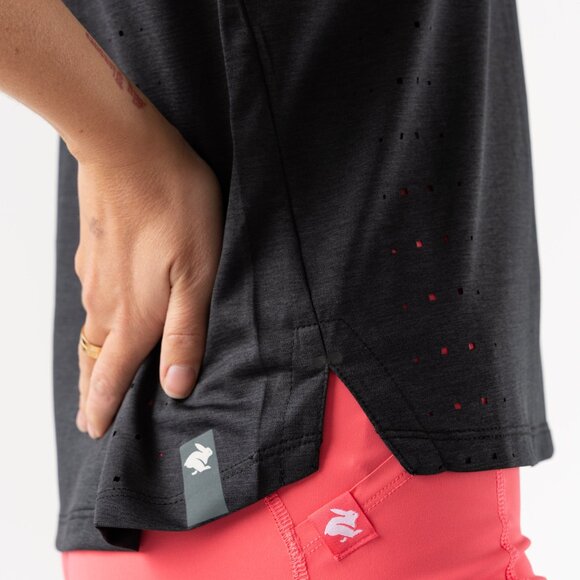 Rabbit Race Pace Short Sleeve Tee - Black - Size Medium - Picture 7 of 7